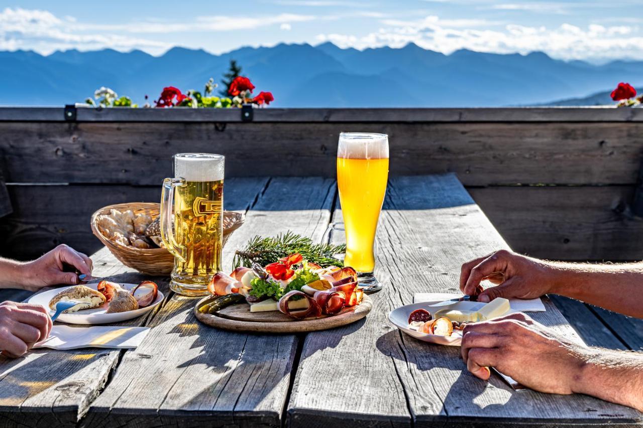 Starkenfeldhuette Hotel *